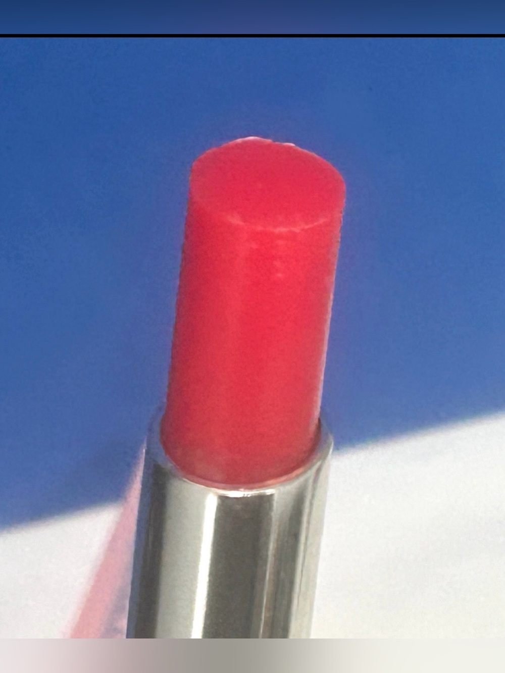 Dior Addict Lip Glow - 015 CHERRY - Picture 2 of 4